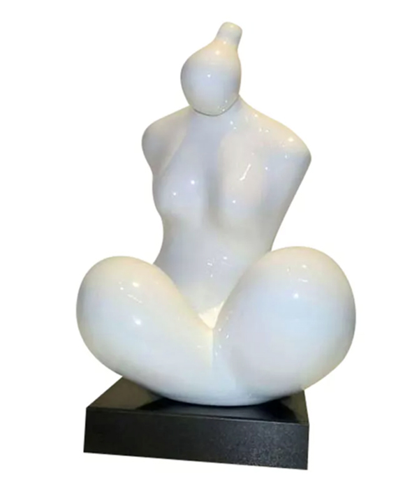 Modern-Female-Figure-Statue